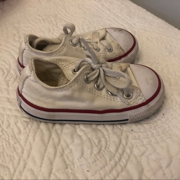 Converse - Picture 2 of 3